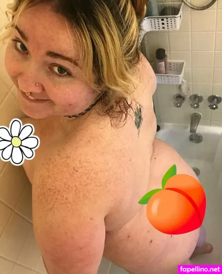Peachyxkeen02 OnlyFans Thumbnail #P9MYpO6QPF