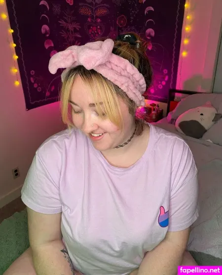 Peachyxkeen02 OnlyFans Thumbnail #o9JaBE7Cpu