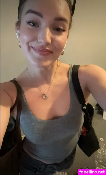 Peachyyvirgo 5 OnlyFans Thumbnail #bHtjYQz2fs