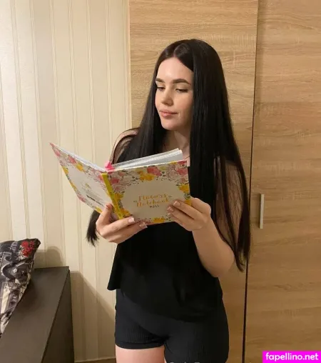 Pearl Emily OnlyFans Thumbnail #KUZlhQnuDU