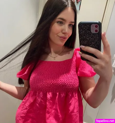 Pearl Emily OnlyFans Thumbnail #YrMYr4dnBn