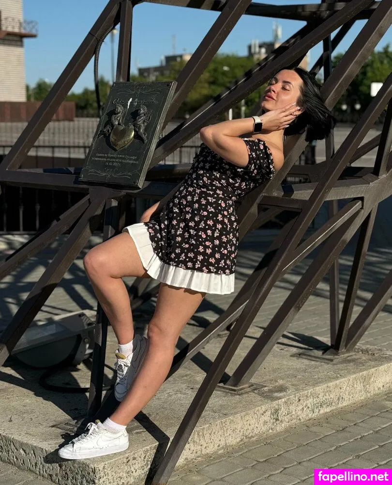 pearl_megan, pearlmeghan Nude Leaked OnlyFans Photo #065TR5pXrm