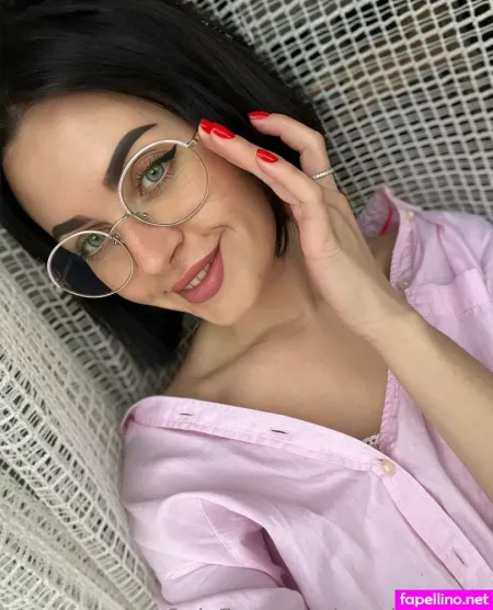 Pearl Megan OnlyFans Thumbnail #9NEOQoep7L