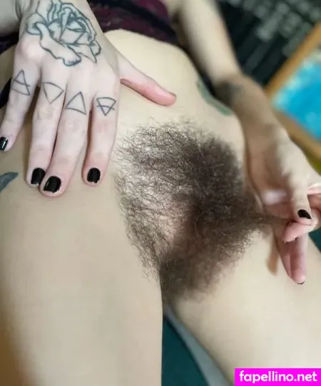 Pearl Sage Hairy Queen OnlyFans Thumbnail #AcyE0I8sJi