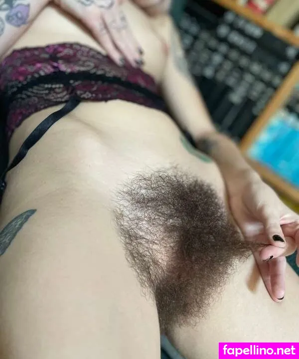 Pearl Sage - Hairy Queen Nude Leaked OnlyFans Photo #a49khQdr7o