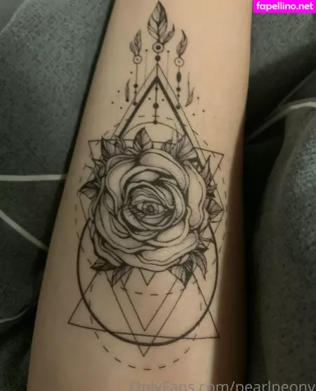 Pearlpeony OnlyFans Thumbnail #2zK5jJMl9w