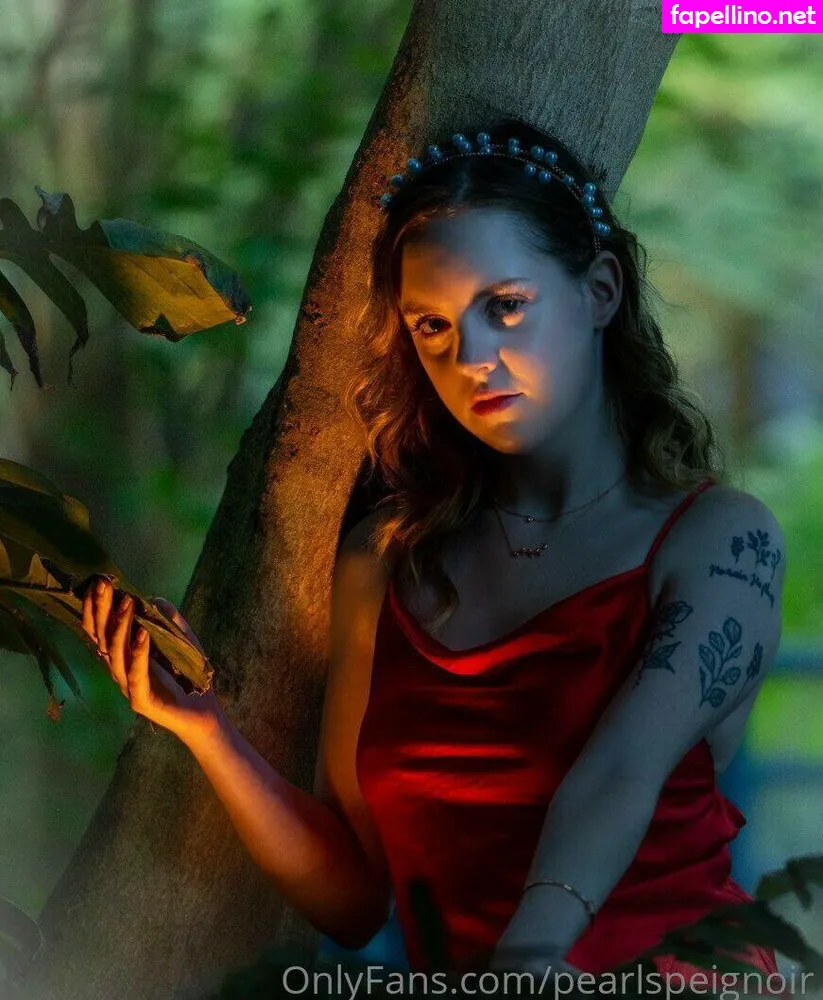 pearlrpeignoir, pearlsandlacevintage, pearlspeignoir Nude Leaked OnlyFans Photo #O2e6H9Omcg