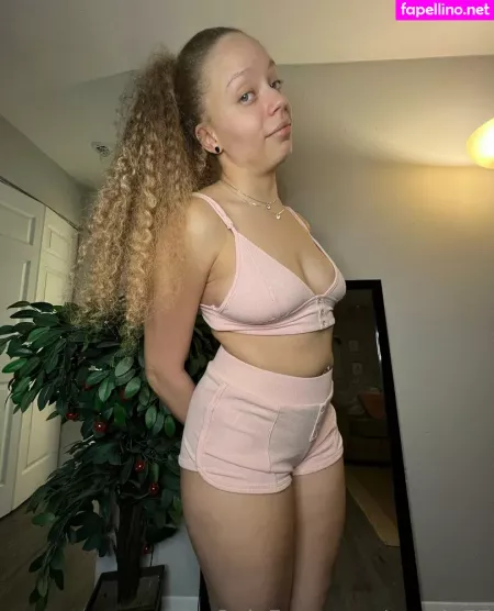 Pearly77 1 OnlyFans Thumbnail #lf85a8VIFX