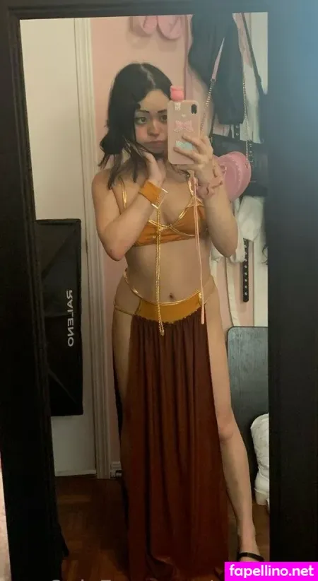 Pearlylily OnlyFans Thumbnail #J7unW9h9qv