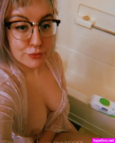 Pearxxx OnlyFans Thumbnail #Rr3gUleboX