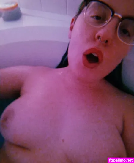 Pearxxx OnlyFans Thumbnail #wupWnz2qHX