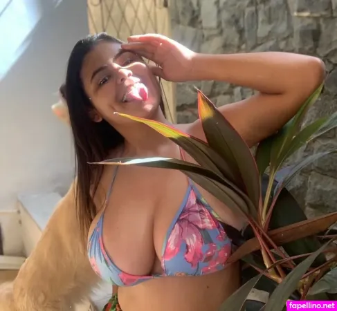 Pedra De Jade OnlyFans Thumbnail #9TAt4JrI7B