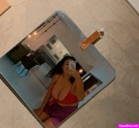 Pedra De Jade OnlyFans Thumbnail #rMWsJhJKgR