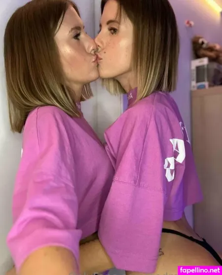 Pedretti Twins OnlyFans Thumbnail #t4h1Sv9hrQ