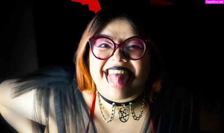 Peekscalymedusa OnlyFans Thumbnail #kpVEjgEk3T