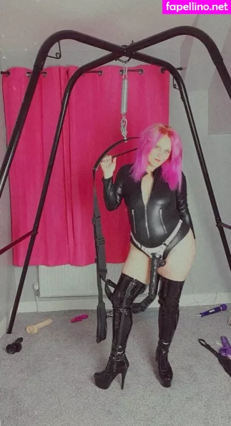 Pegginglove OnlyFans Thumbnail #bsgE5PL2pr