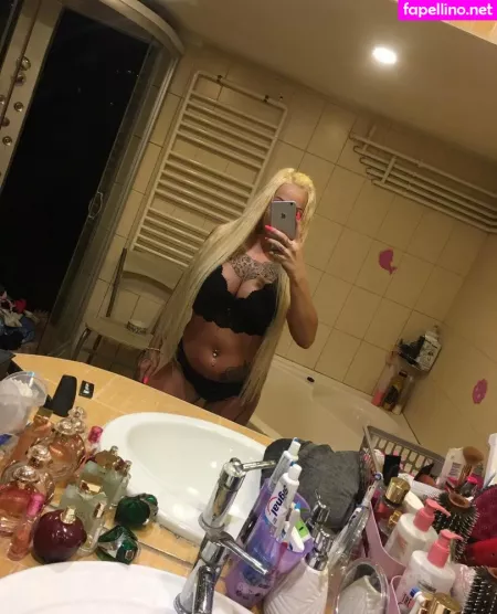 Pekarvivi OnlyFans Thumbnail #PmVD32F1GR