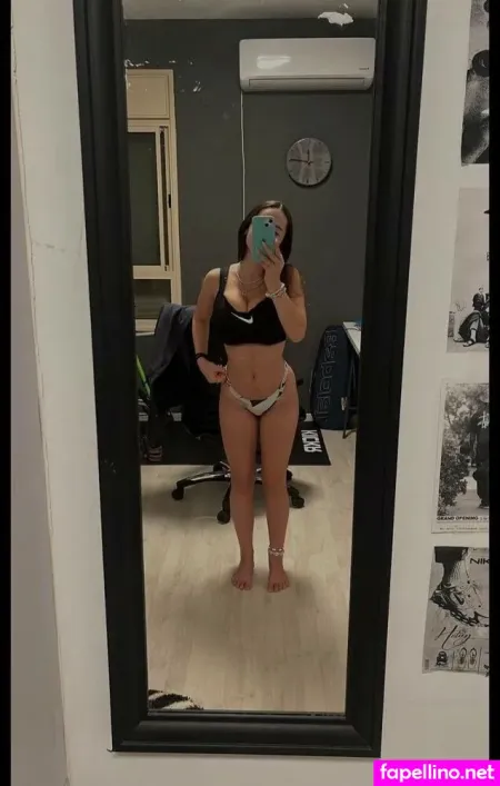 Pelegsaar OnlyFans Thumbnail #58EdHrwuD5