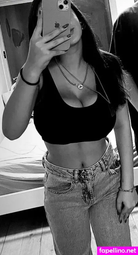 Pelegsaar OnlyFans Thumbnail #gJeWU7gx83