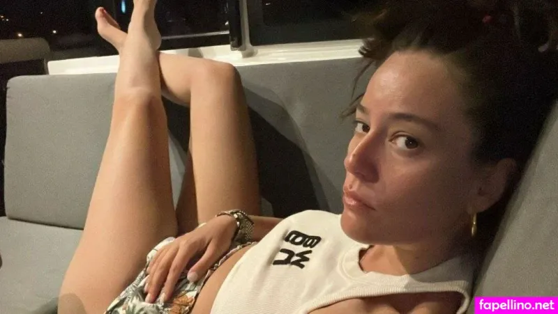 Pelin Akil OnlyFans Thumbnail #Xh2xAYuTun