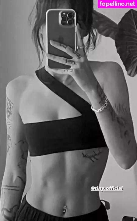 Pelinay Igit OnlyFans Thumbnail #9DQ4hu8t6D