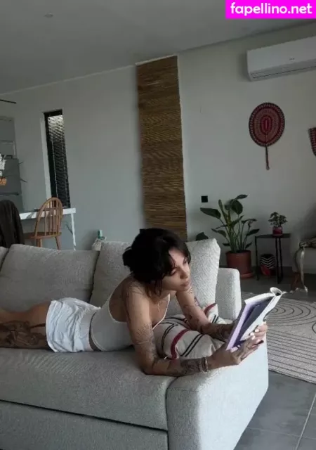 Pelinay Igit OnlyFans Thumbnail #V08CVCjvvV