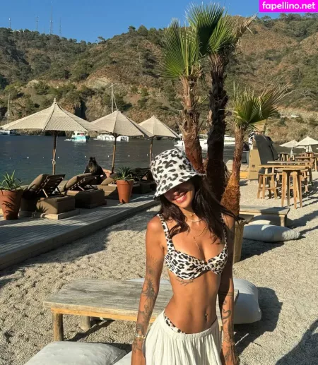 Pelinay Igit OnlyFans Thumbnail #X4t2letLL1