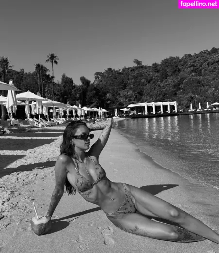 Pelinay Igit OnlyFans Thumbnail #sURzB50p8b