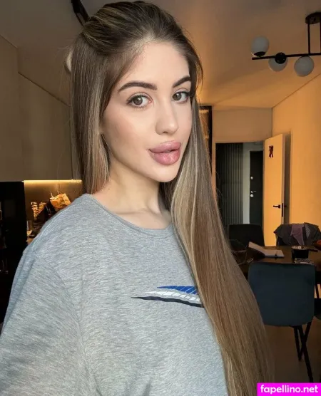 Penelope Bustt OnlyFans Thumbnail #27Fq550pW4