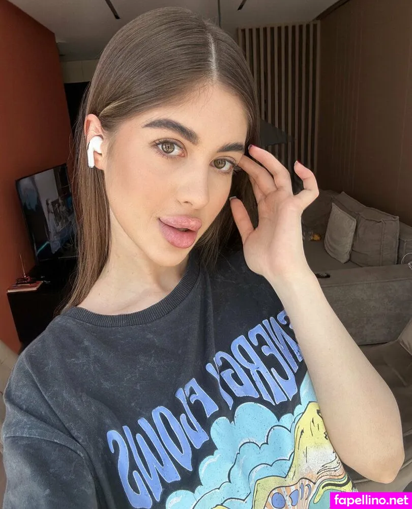 penelope_bust, penelope_bustt Nude Leaked OnlyFans Photo #I3NRej2CDr