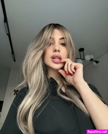 Penelope Bustt OnlyFans Thumbnail #JKnsurjJLw