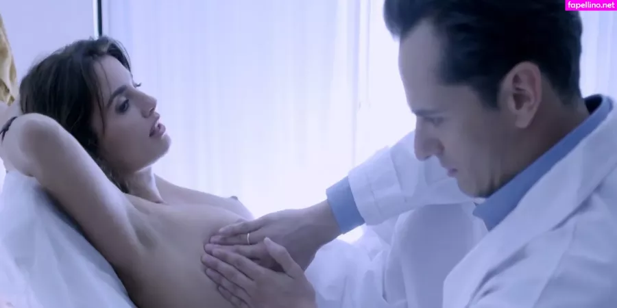 Penelope Cruz OnlyFans Thumbnail #S2aT2z4mig