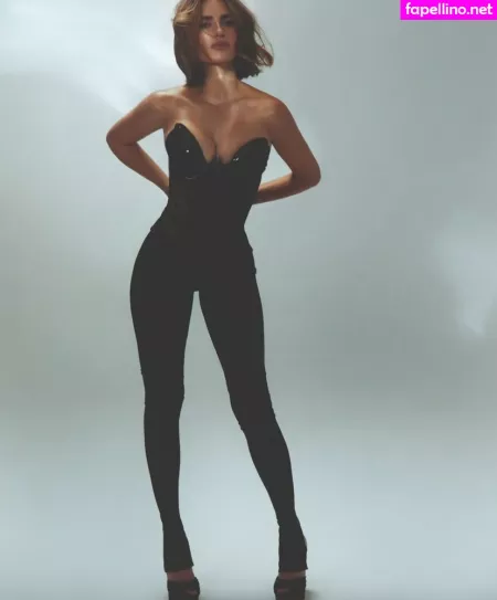 Penelope Cruz OnlyFans Thumbnail #isvVVpsofx