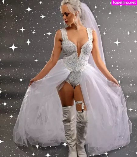 Penelope Ford OnlyFans Thumbnail #9lwYQxE9bW