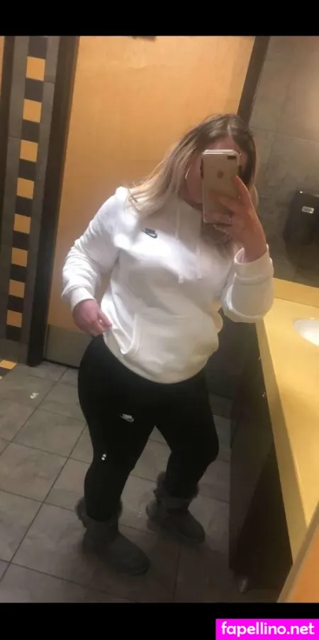 Penelopejadefree OnlyFans Thumbnail #rJoGWbOXq1