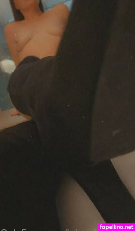 Penelopelanexx OnlyFans Thumbnail #T2ZmRgUBnj