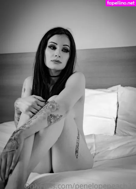 Penelopepeach29 OnlyFans Thumbnail #ZywttI5L3V