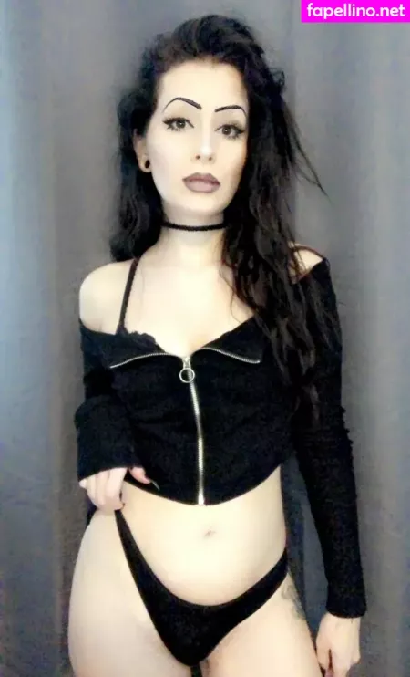 Penelopepeach29 OnlyFans Thumbnail #lwKGbO9NWd