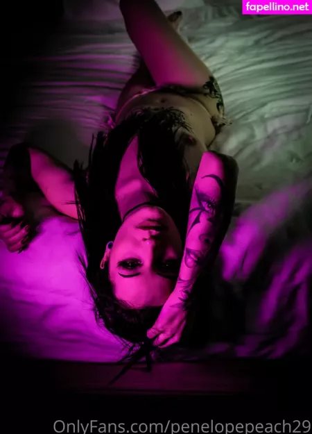 Penelopepeach29 OnlyFans Thumbnail #qsEwnqQmIE