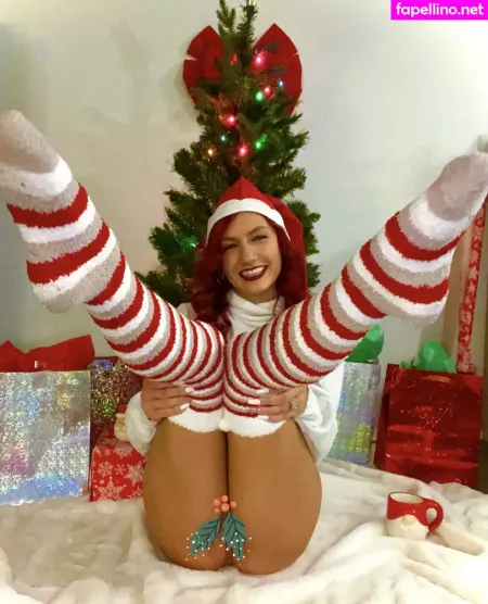 Peneloperosefree OnlyFans Thumbnail #LkPftG9iVD