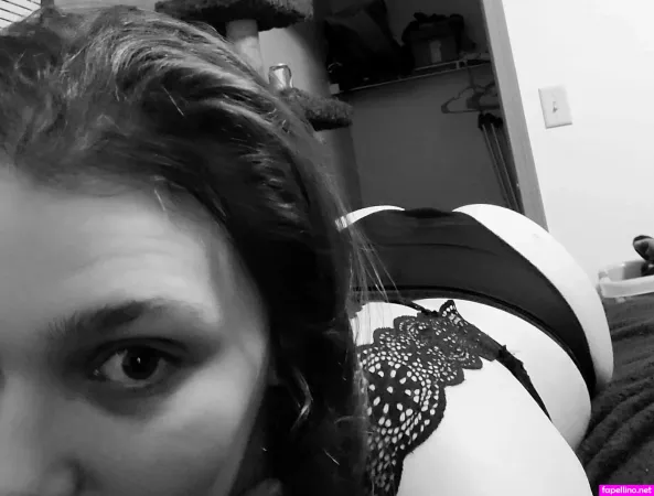 Penguingirl431 OnlyFans Thumbnail #II3kTx36vB