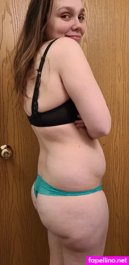 Penguingirl431 OnlyFans Thumbnail #Tvim3TwIJh