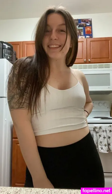 Penguinh0e OnlyFans Thumbnail #Ec3k4UlFC1