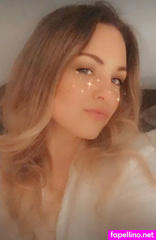 PennieGold, penniegoldxxx Nude Leaked OnlyFans Photo #0GcksQDUD2