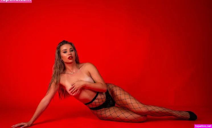Penny Edwards OnlyFans Thumbnail #i3dB9YR1EH