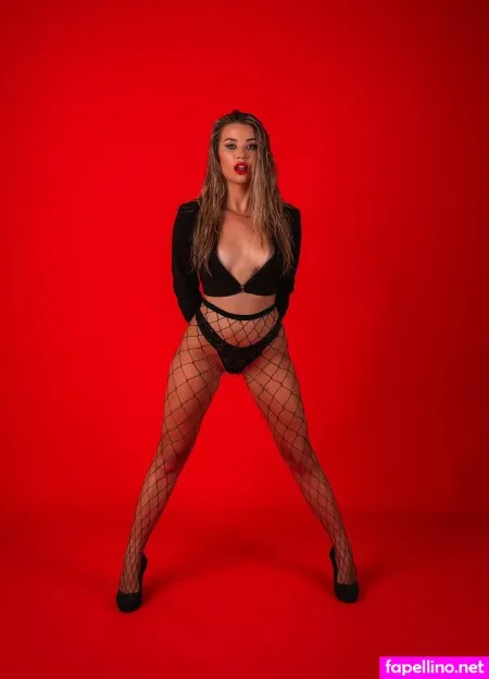 Penny Edwards OnlyFans Thumbnail #idgoRBU3rI