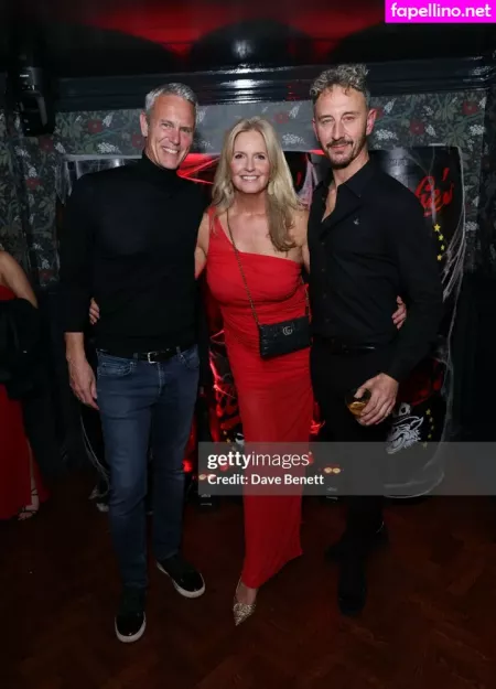 Penny Lancaster OnlyFans Thumbnail #j0pqHoenXt