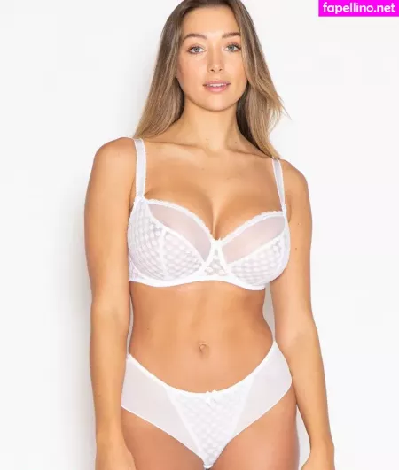 Penny Lane OnlyFans Thumbnail #VIEicU3vL1