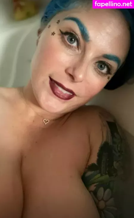 Penny Pax 1 OnlyFans Thumbnail #S8WXGLJmHG