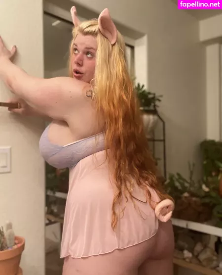 Penny Underbust OnlyFans Thumbnail #w3NGyYu7fg